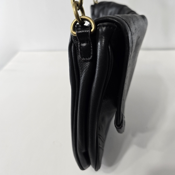 B Makowsky Leather Slim Flap Turnlock Shoulder Bag Black Animal Print Handbag - Picture 6 of 13